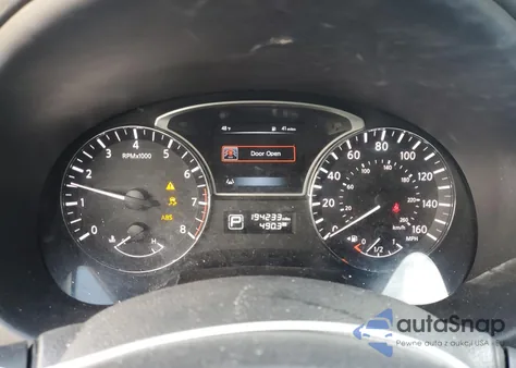 2015 Nissan Altima 2.5 z USA, uszkodzony, nr VIN 1N4AL3APXFC111614